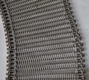 Metalowy łańcuch spiralny holenderski splot siatkowy do przenośnika taśmowego